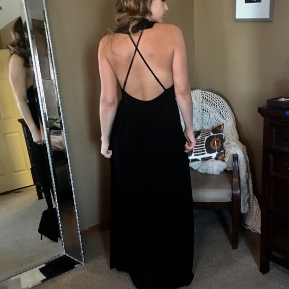 Sexy Black Criss Cross Maxi - Picture 2 of 7