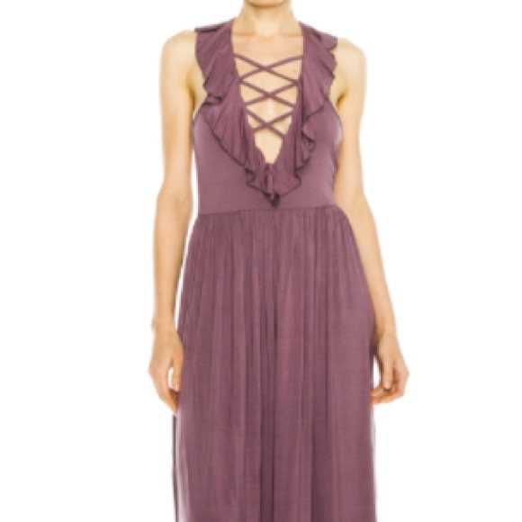 Sexy Black Criss Cross Maxi - Picture 4 of 7