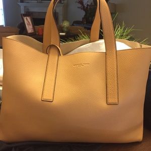 Michael Kors tote