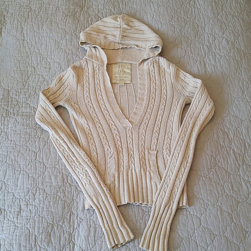 Cozy Cream Pullover Sweater with Hood
