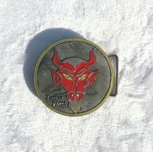 BELT BUCKLE w/secret compartment