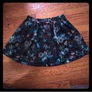 Express skater skirt