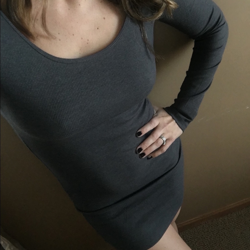 ❤️ Long Sleeve Charcoal Dress ❤️