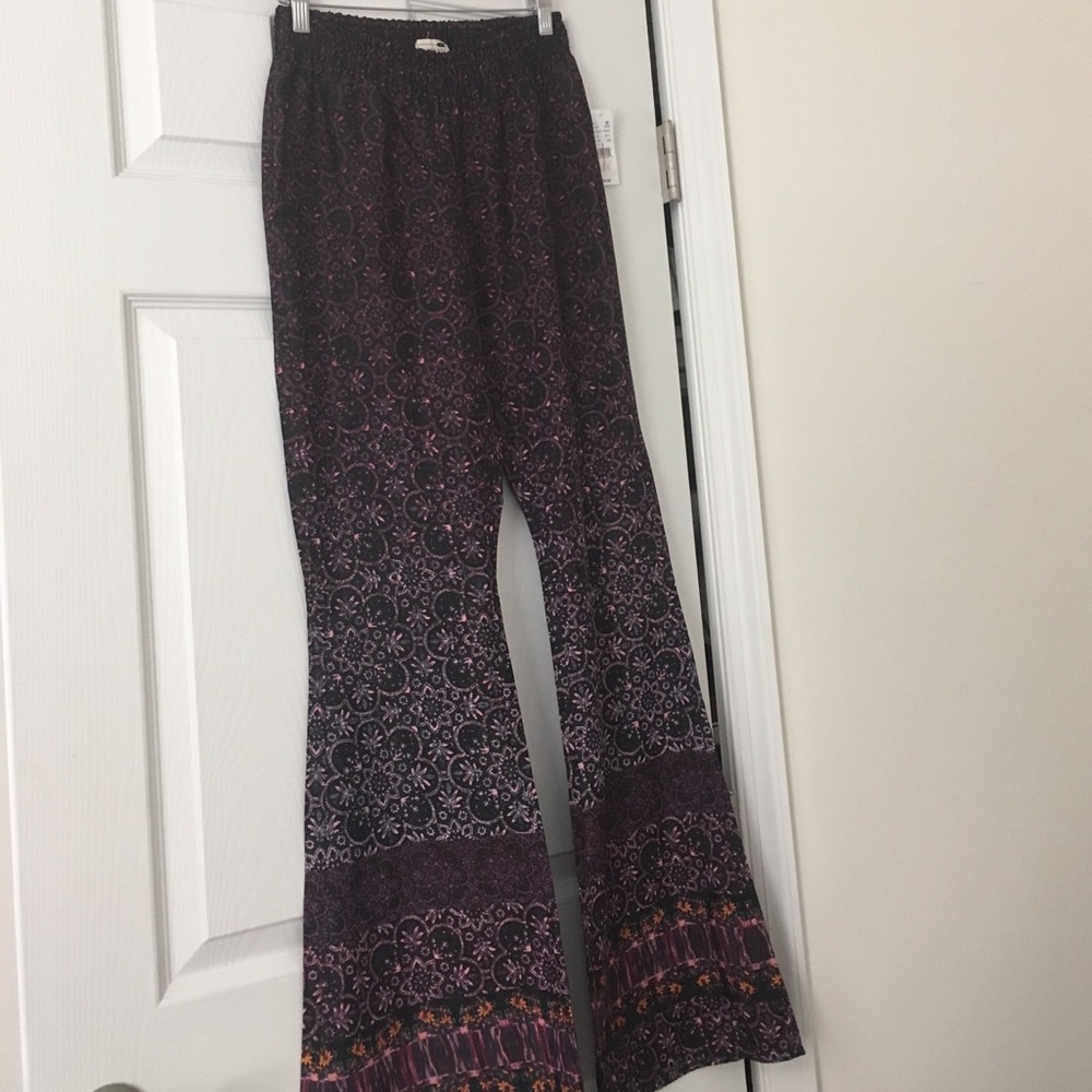 Flare out pants