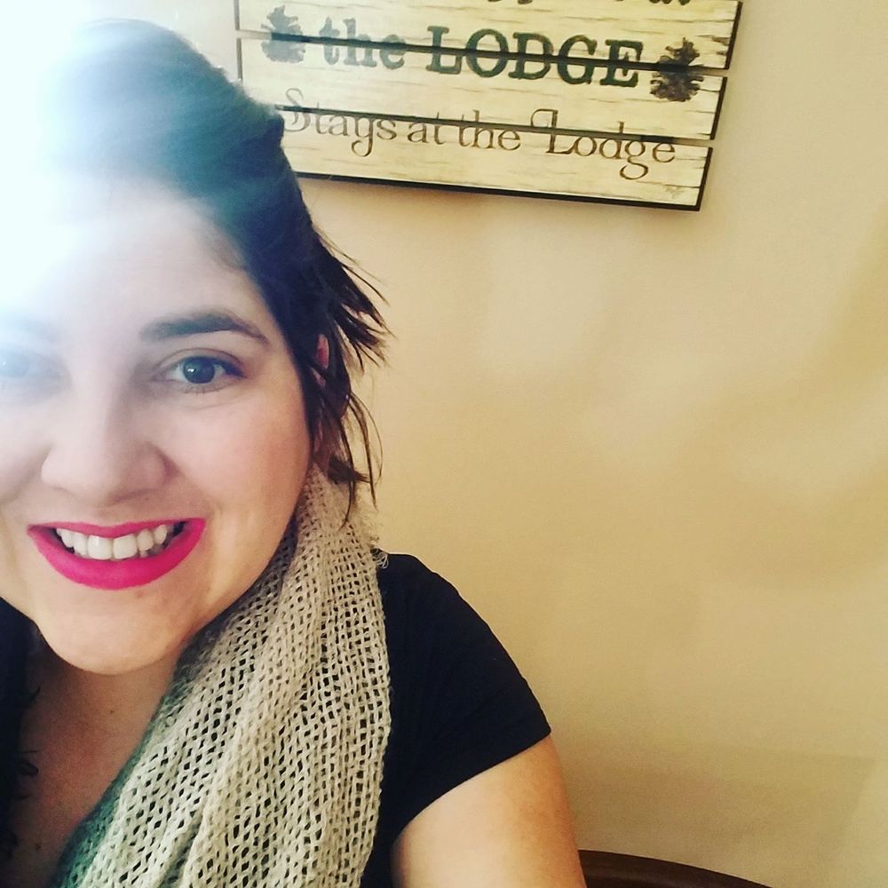 Meet your Posher, Molly