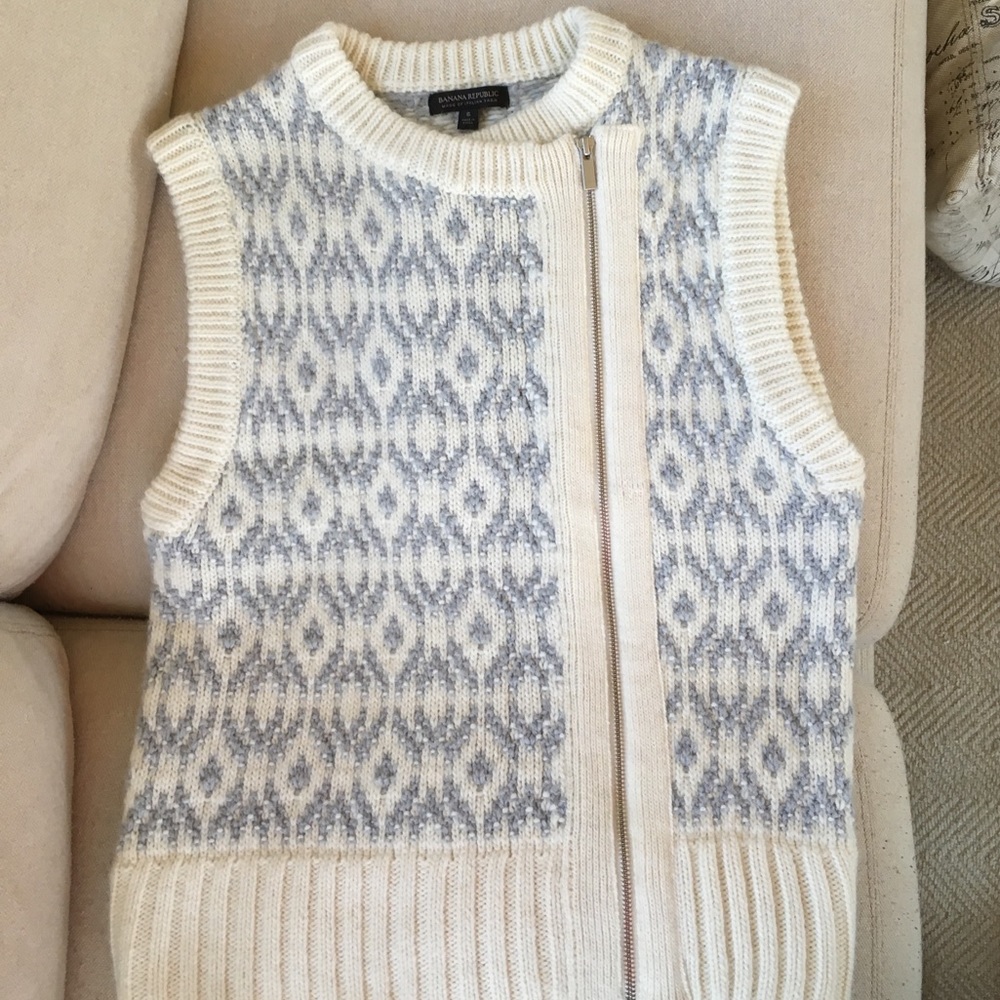 Fantastic Banana Republic Wool Sweater Vest