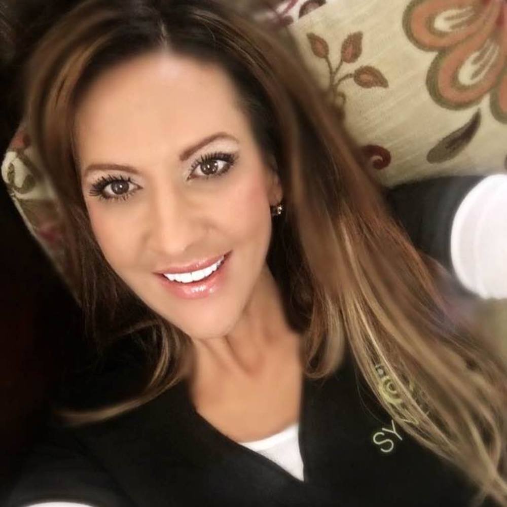 Meet your Posher, Angela