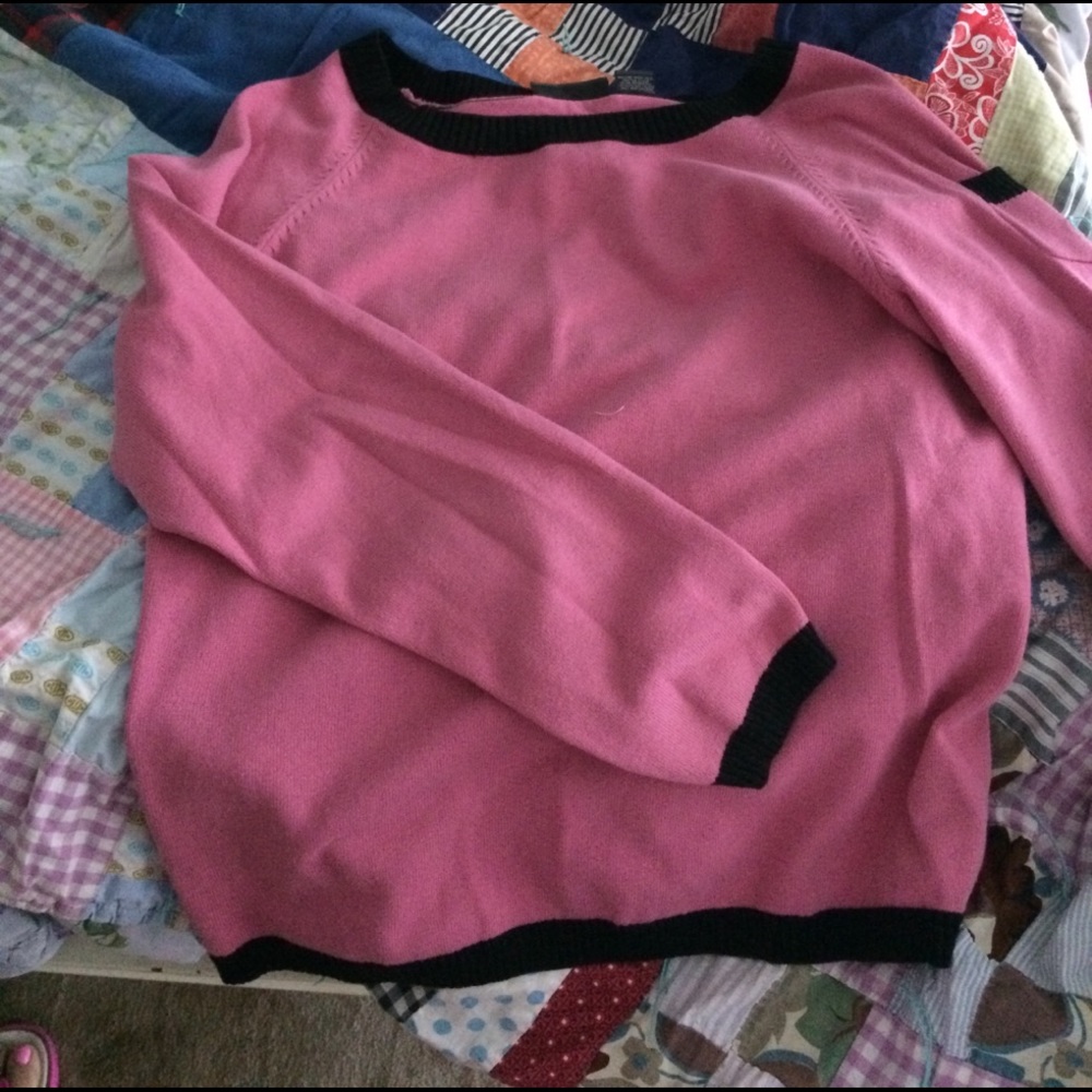 Relativity pink sweater