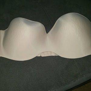 Strapless bra