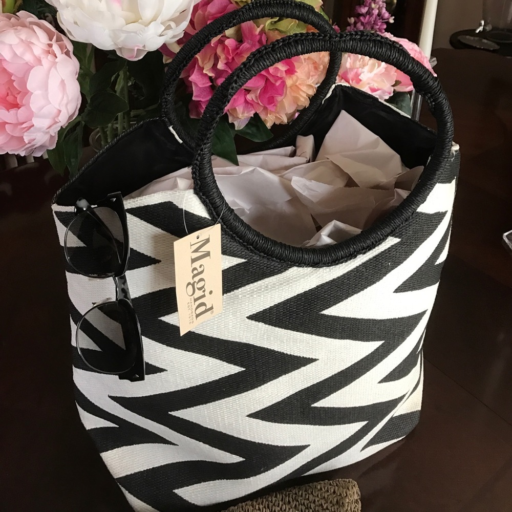 Magid Zigzag Ring Tote Bag