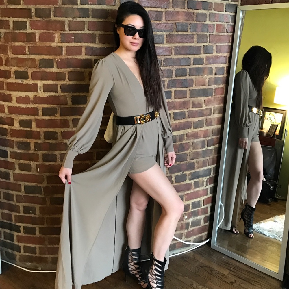 Nude romper with train detail