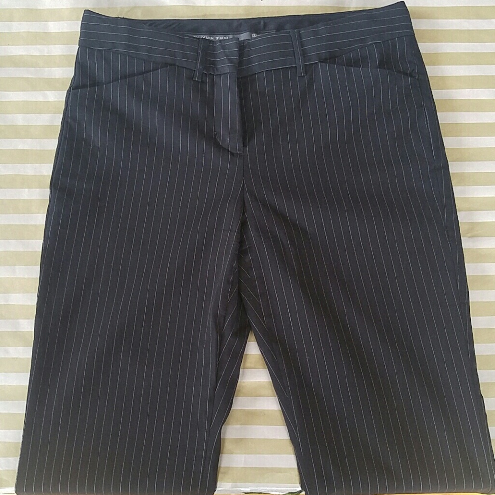 Black pinstripe editor pants from express size 2
