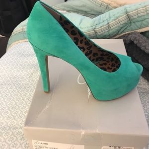 Jessica Simpson shoes