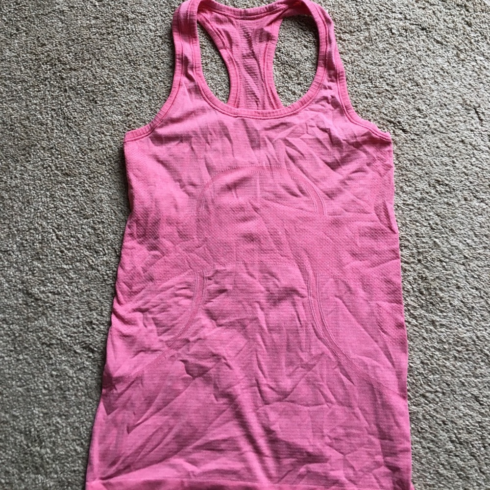Lululemon swiftly tank size 4