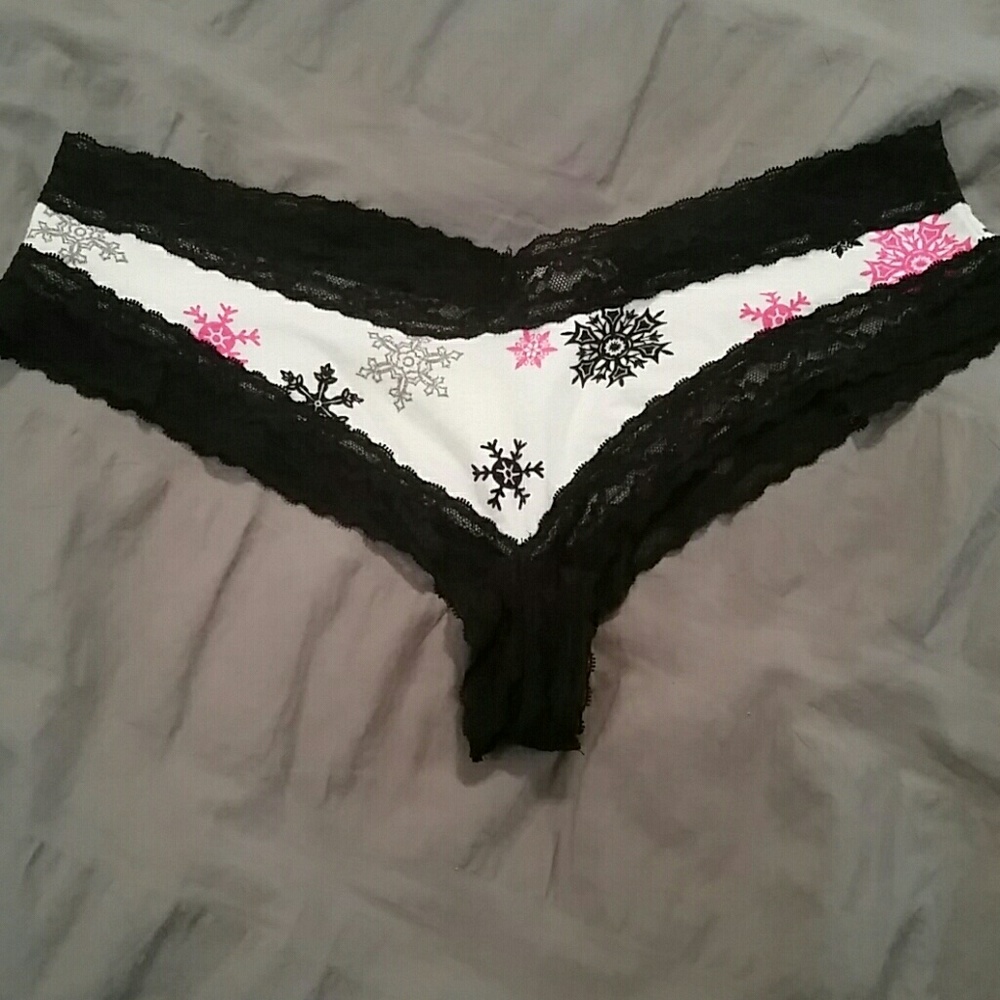 Cheeky Victoria Secret snowflake panties - NWOT