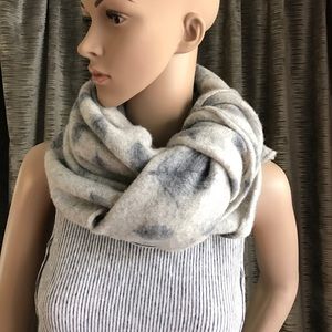 Massimo Dutti Scarf