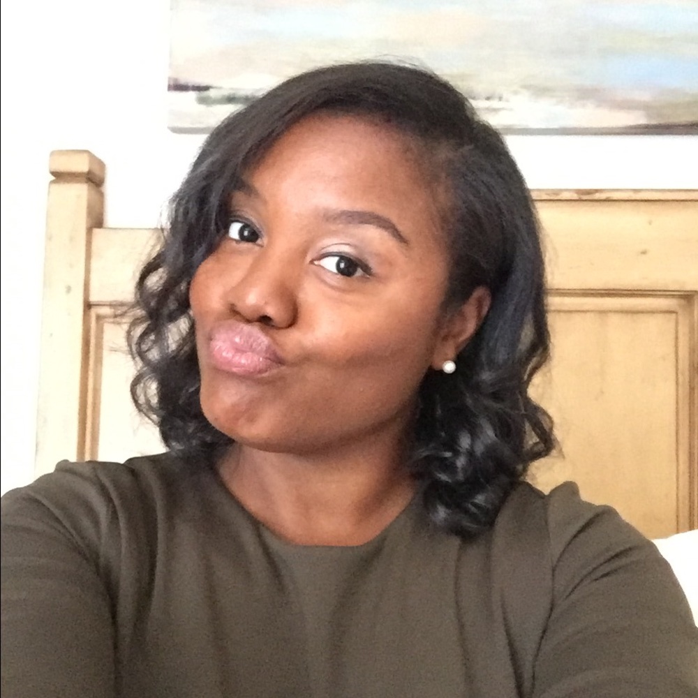 Meet your Posher, Shekita