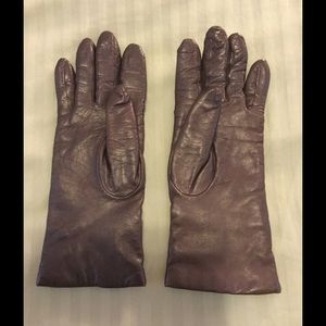 Cashmere-lined brown leather gloves