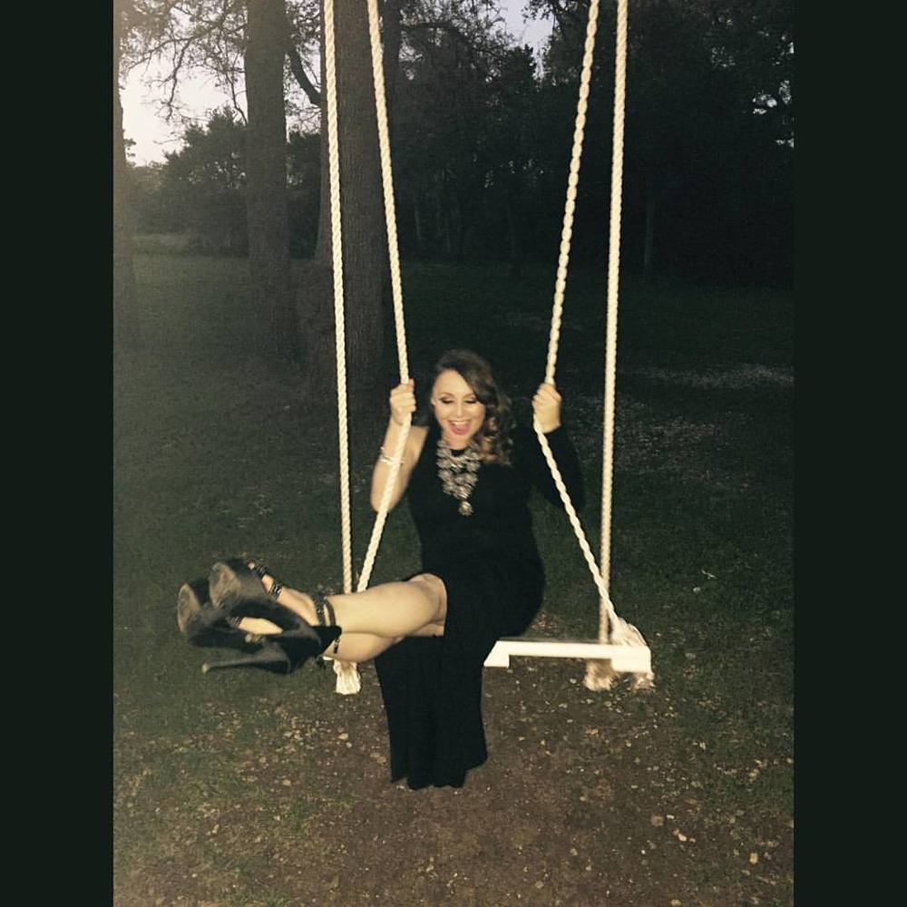 Meet your Posher, Veronica