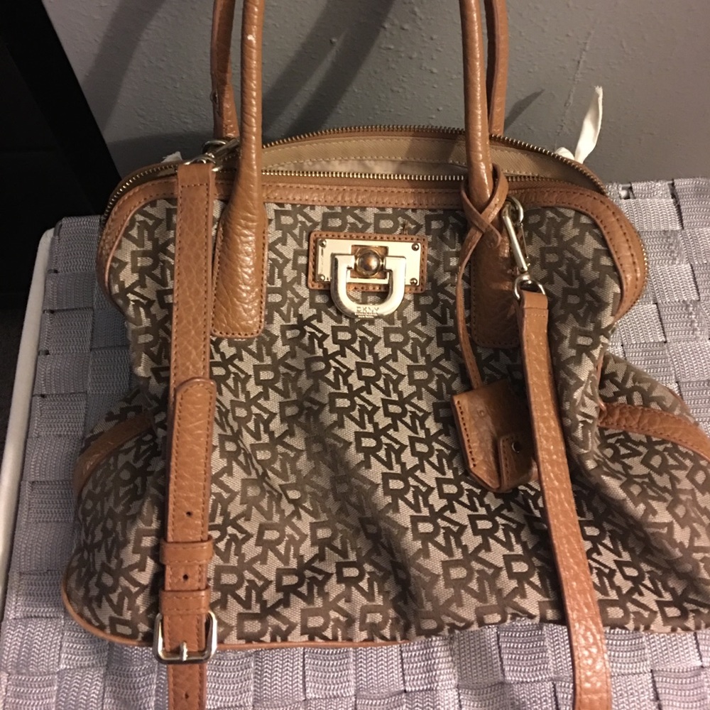 DKNY purse