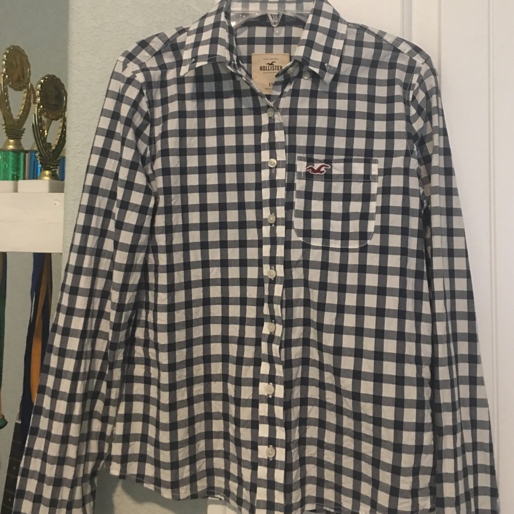 ‼️LAST CHANCE‼️Girls Hollister Black Button Down