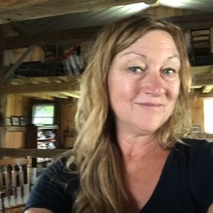 Meet your Posher, Lydia