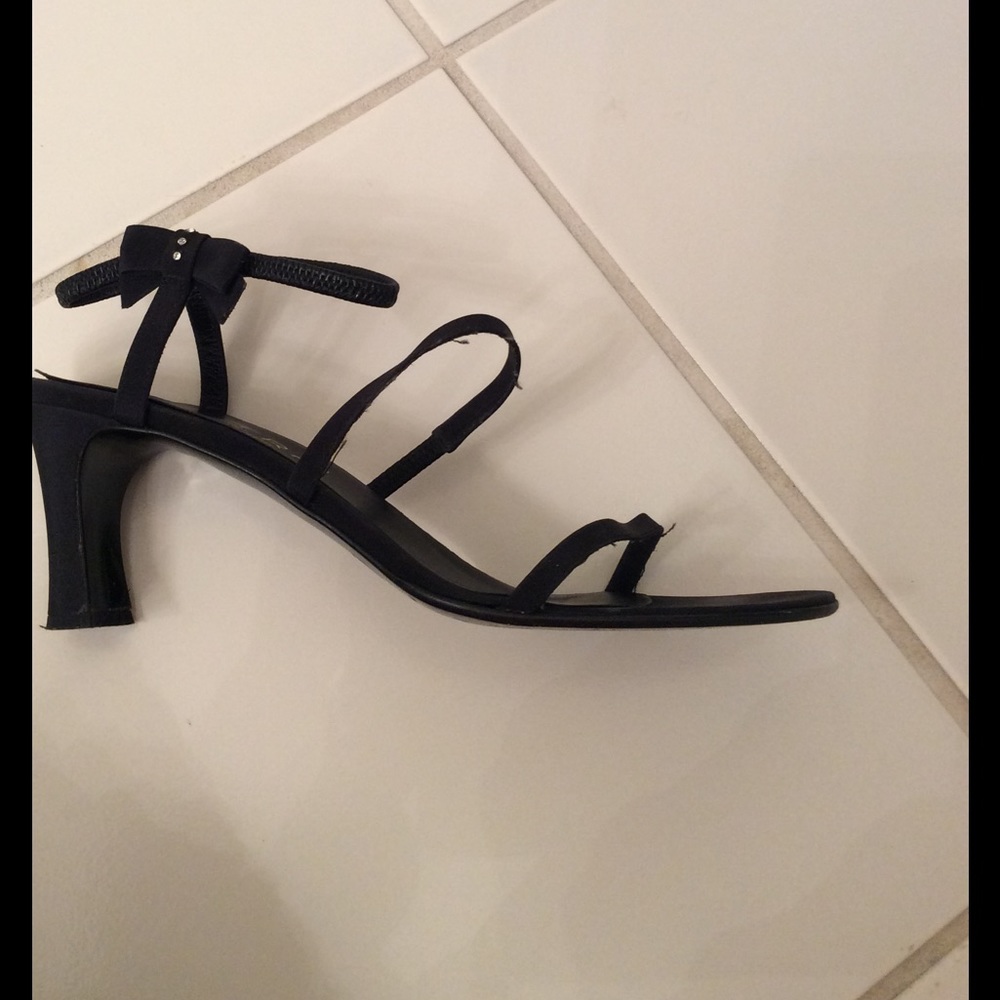 Black dress sandal heels