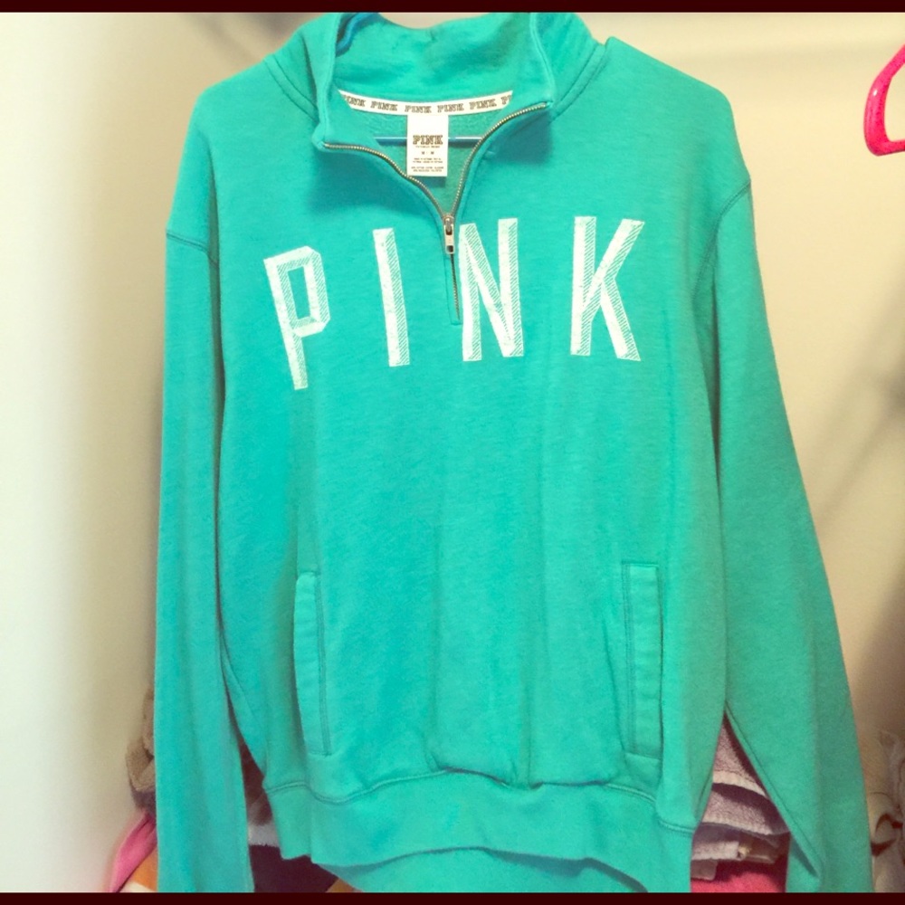 🚫SOLD ON MERC🚫  sweatshirt