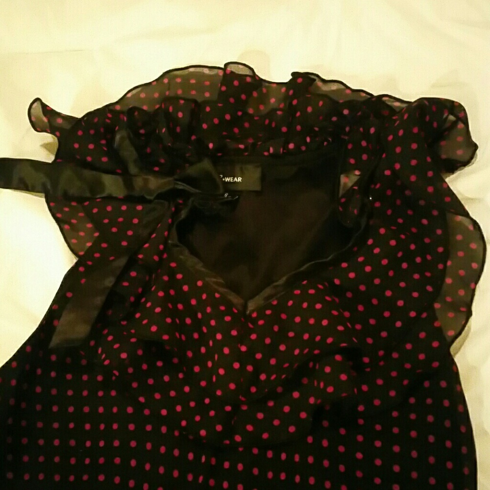 Top - Picture 2 of 2