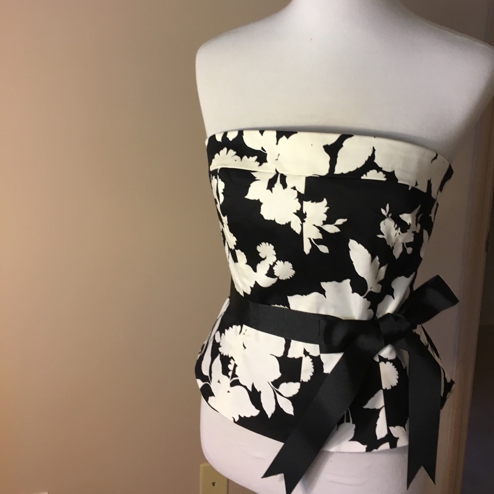 Strapless cotton top
