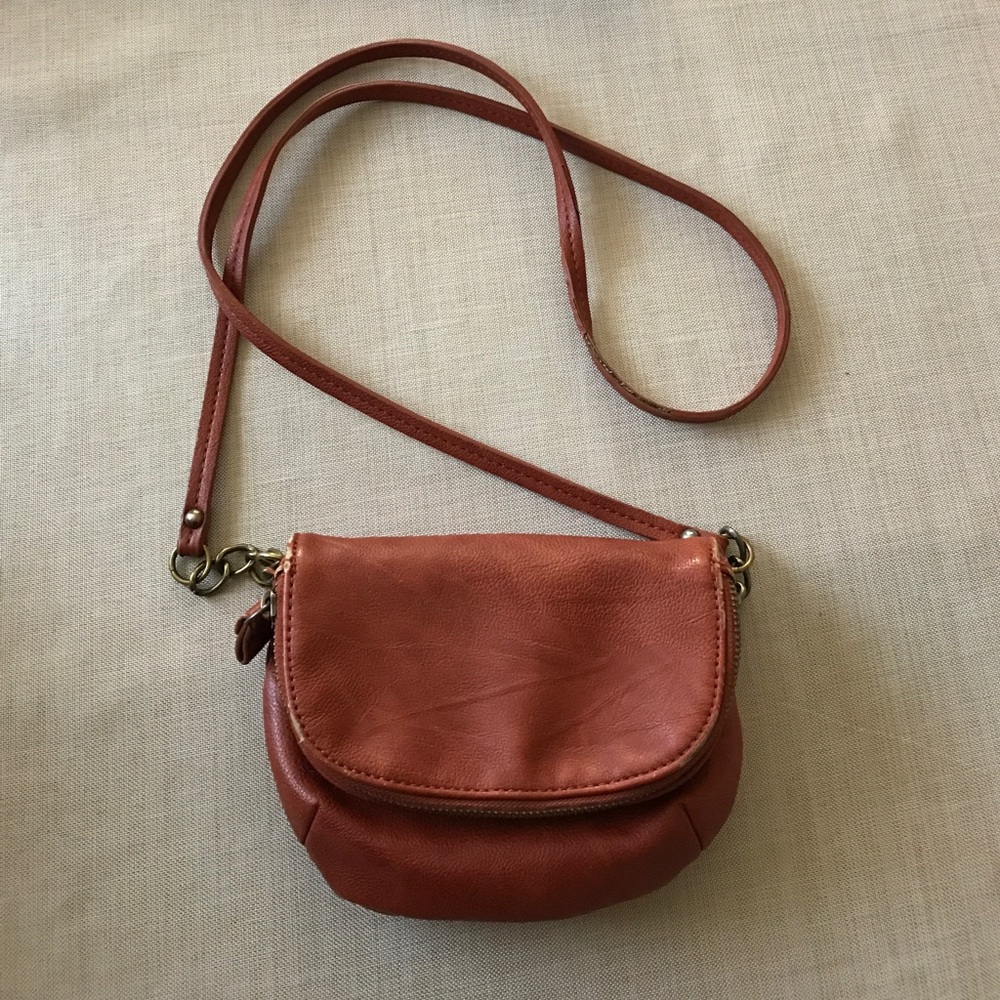 Small Reddish Brown Leather Purse