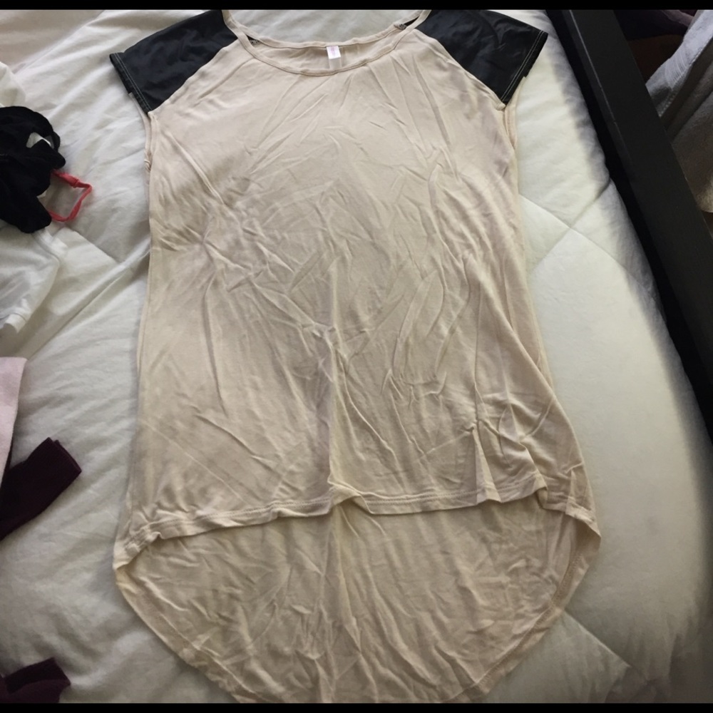 Shirt with leather sleeves