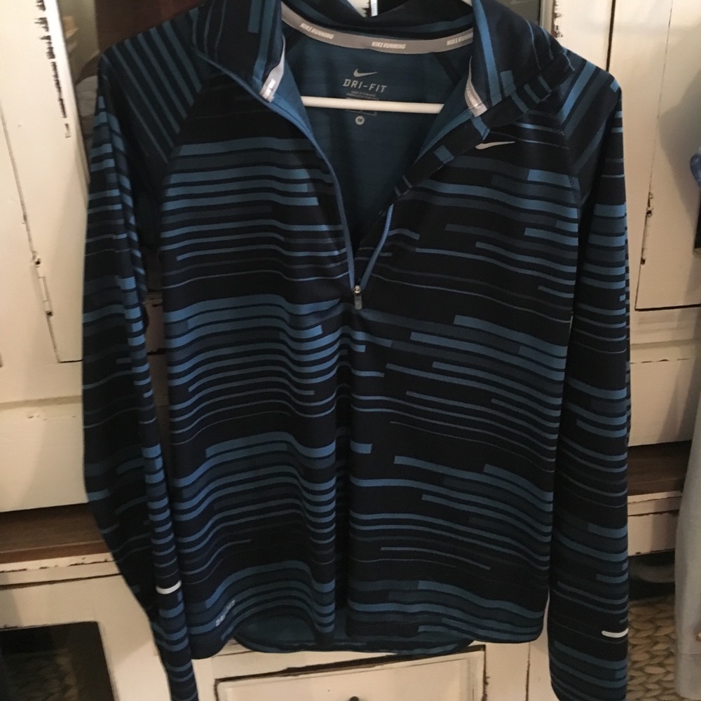 Nike Dri-Fit pullover