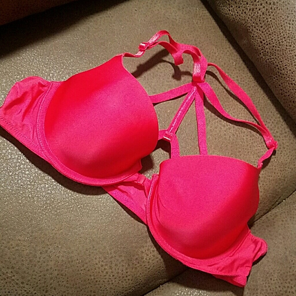 Vs bra