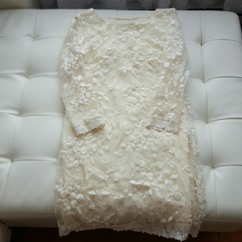 Floral white creme dress