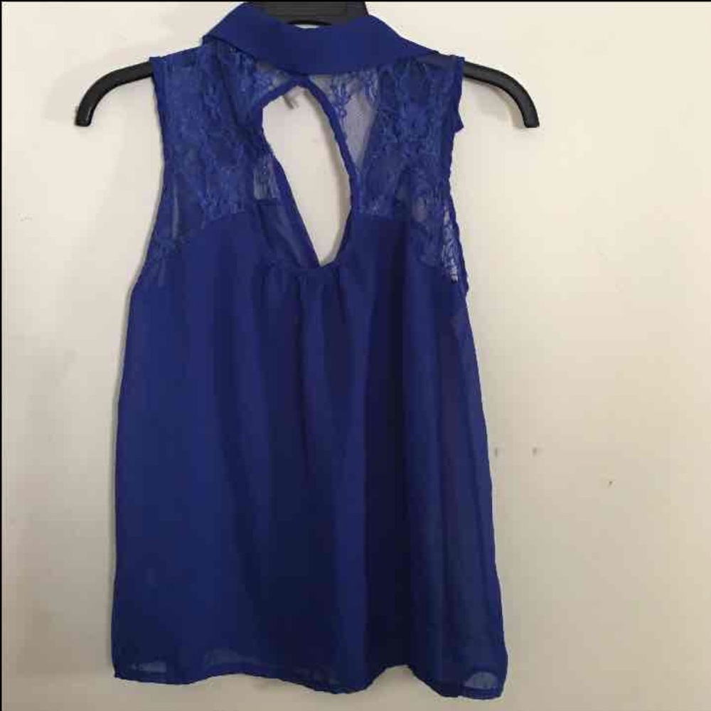 Blouse - Picture 2 of 2