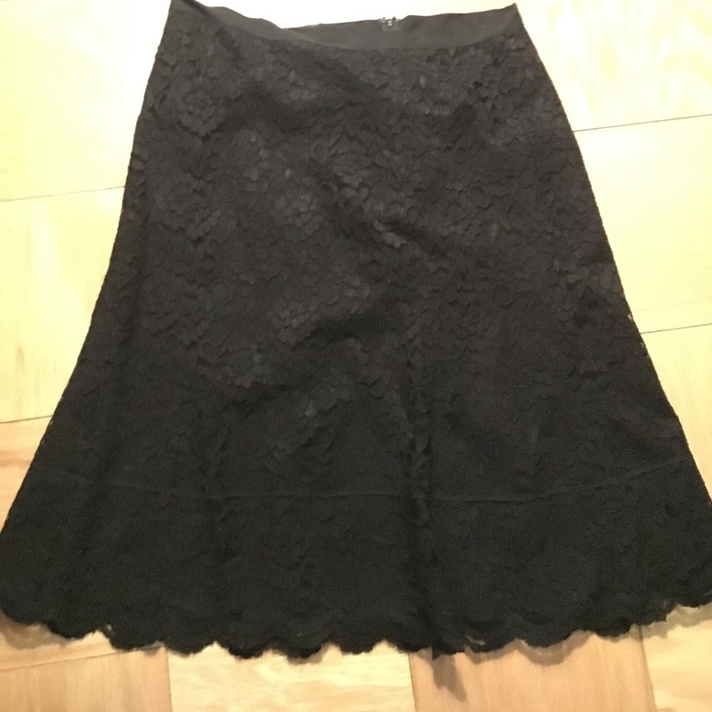 Lace black skirt