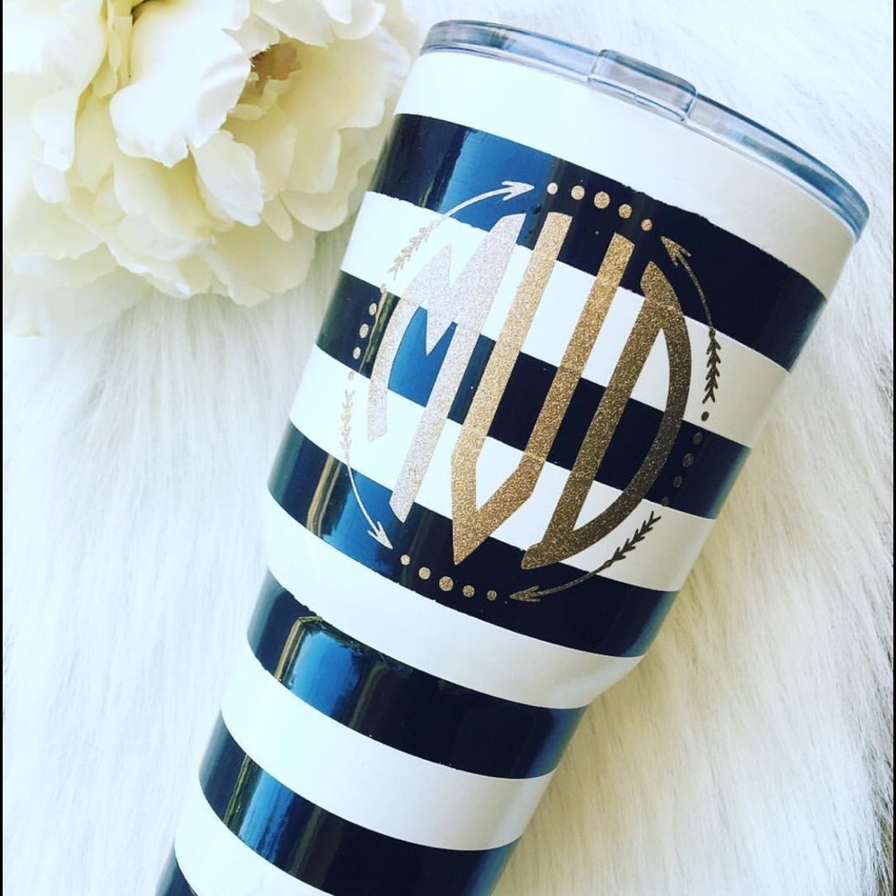 Personalized custom made tumblers // black&white