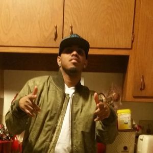 Meet your Posher, Logan