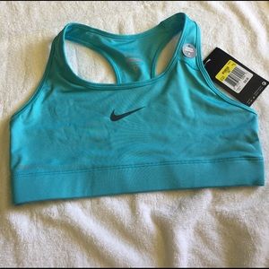 Nike medium support small sports bra