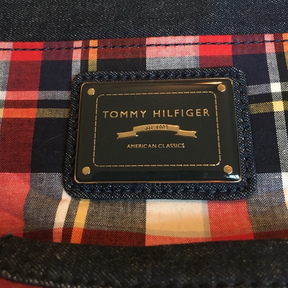Tommy Hilfiger American Classics Purse - Picture 5 of 6