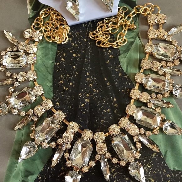 Periwinkle by Barlow Necklace Set New with tag - Picture 2 of 7