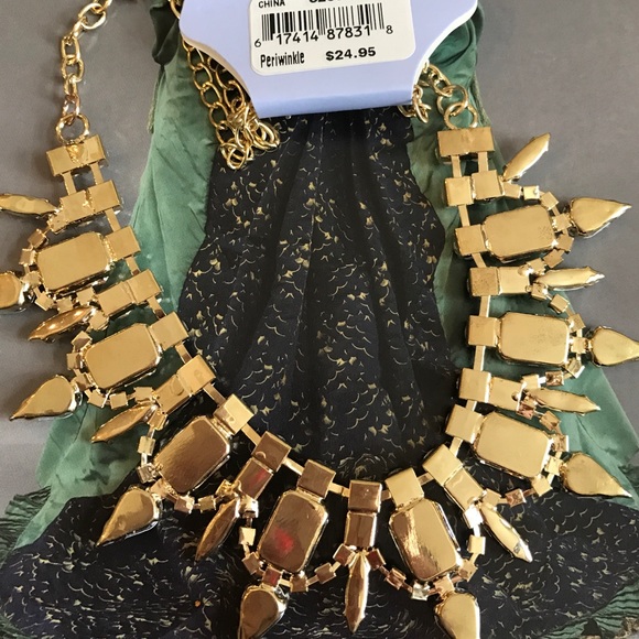 Periwinkle by Barlow Necklace Set New with tag - Picture 3 of 7