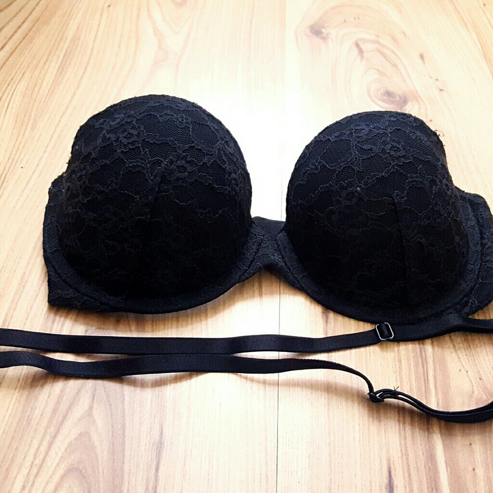 Victoria Secret Strapless 32D Bra