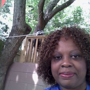 Meet your Posher, Valerie