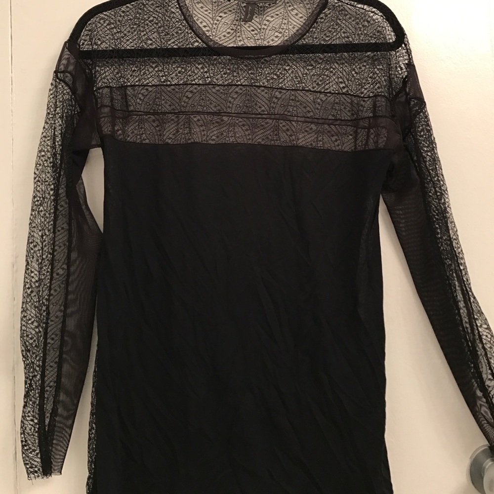 BCBGMAXAZRIA LS Lace Top - size S