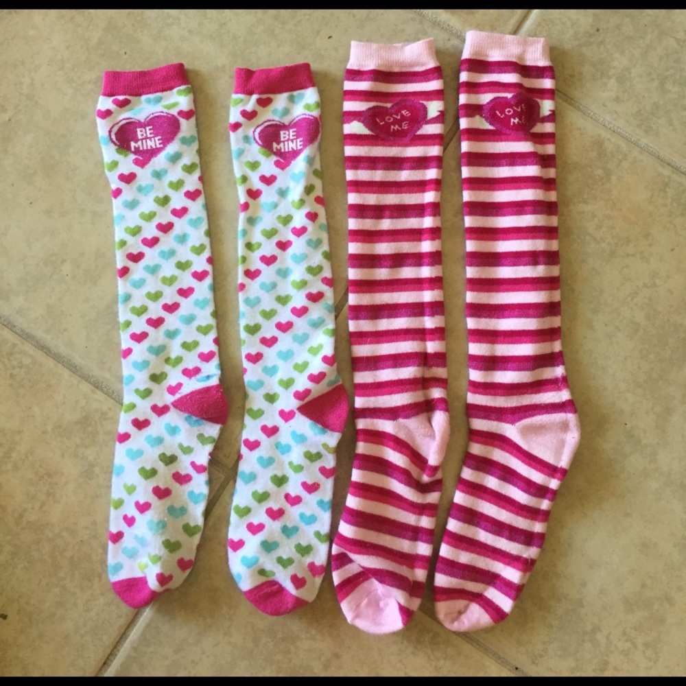 2 pairs of Love socks!