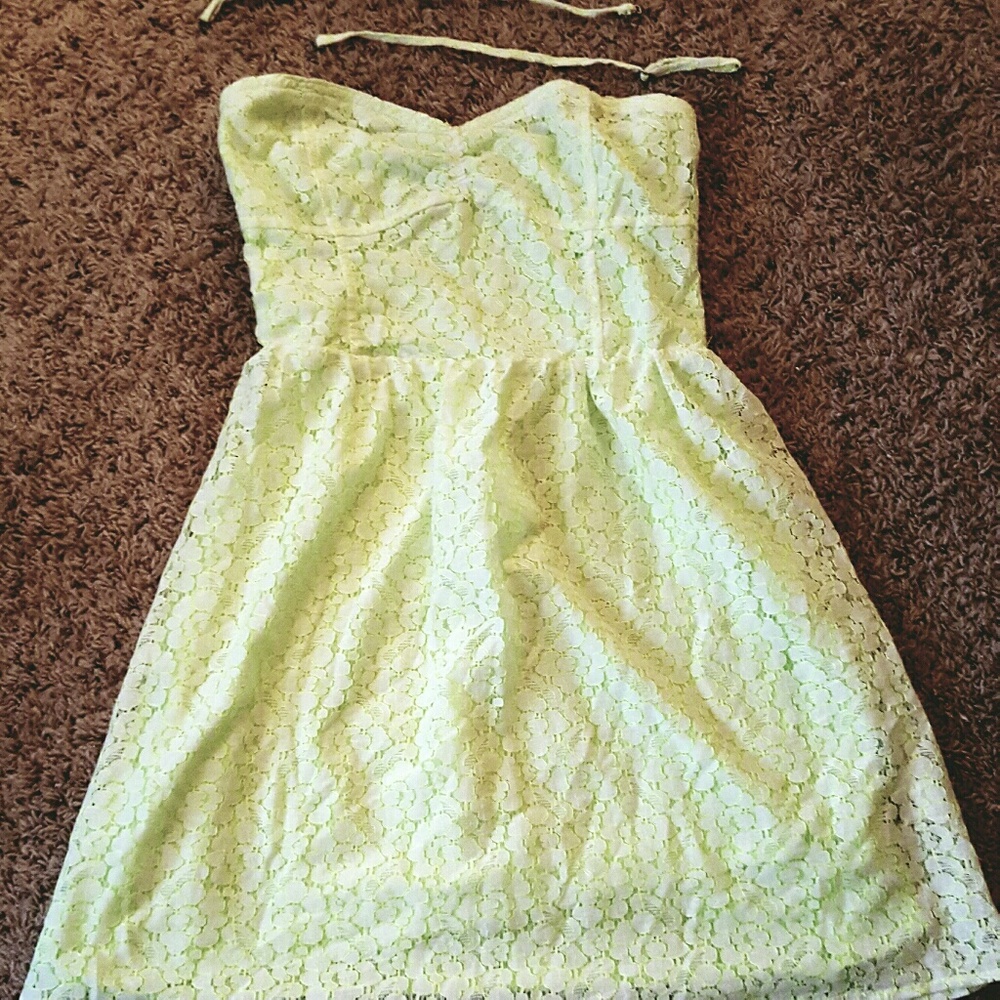 Aeropostale Lime Green and White Lace Dress