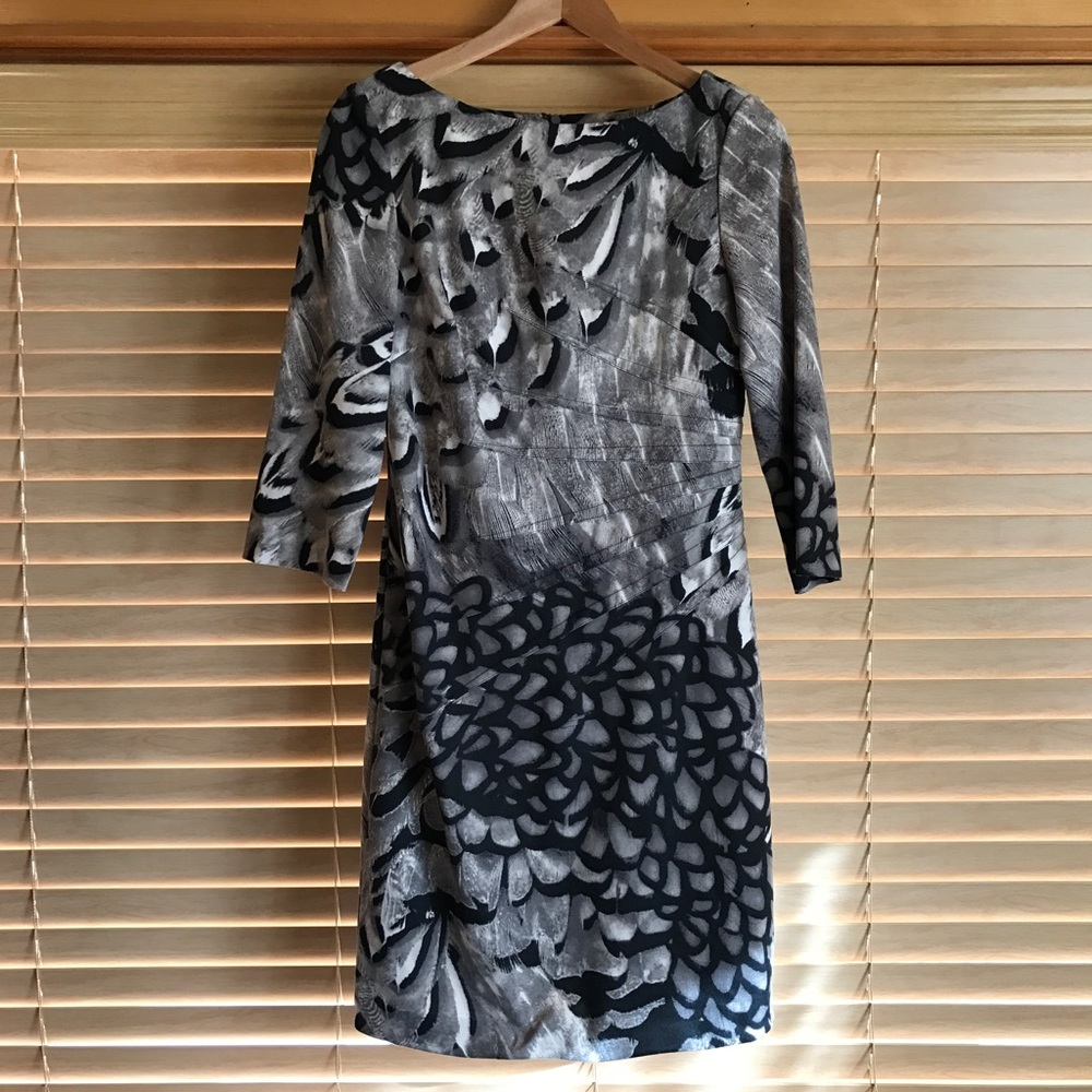 Jessica Simpson Sheath Dress 👗