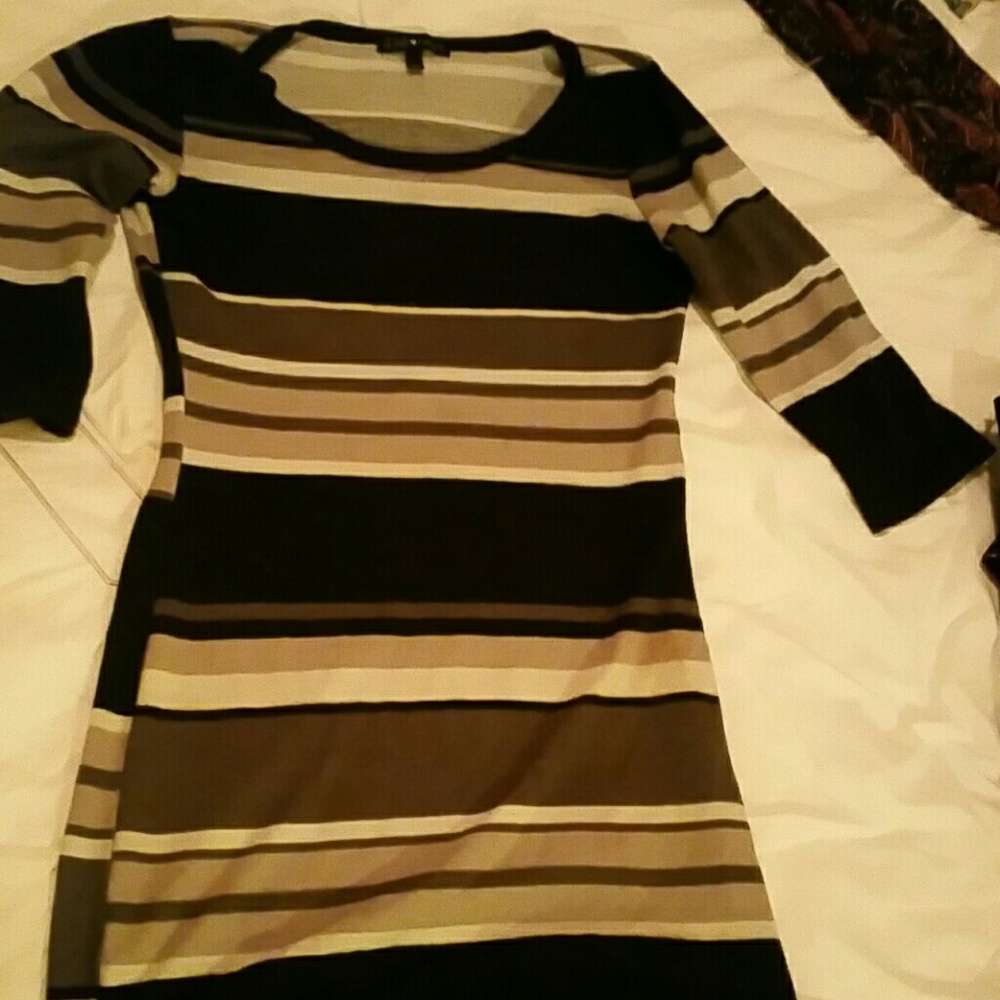 Bundle dresses - Picture 3 of 4